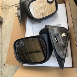 Truck electric mirror