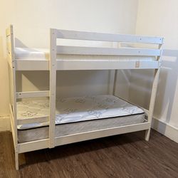 Bunk Beds - Twin & Twin 