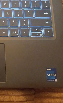 TouchScreen 2 in 1 Laptop/Tablet Intel Core i7-1265u 16 GB RAM 512 GB SSD Webcam Iris Xe Graphics Windows 11 Professional
