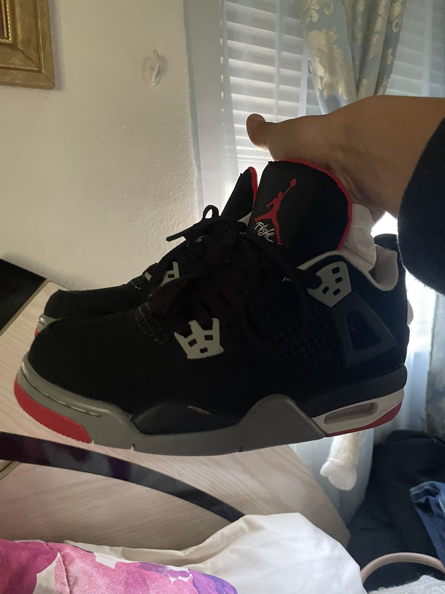 Jordan 4 Bred 