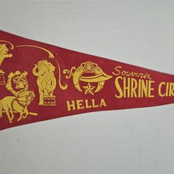 Vintage 1970's Shrine Circus Felt Souvenir Pennant Flag.