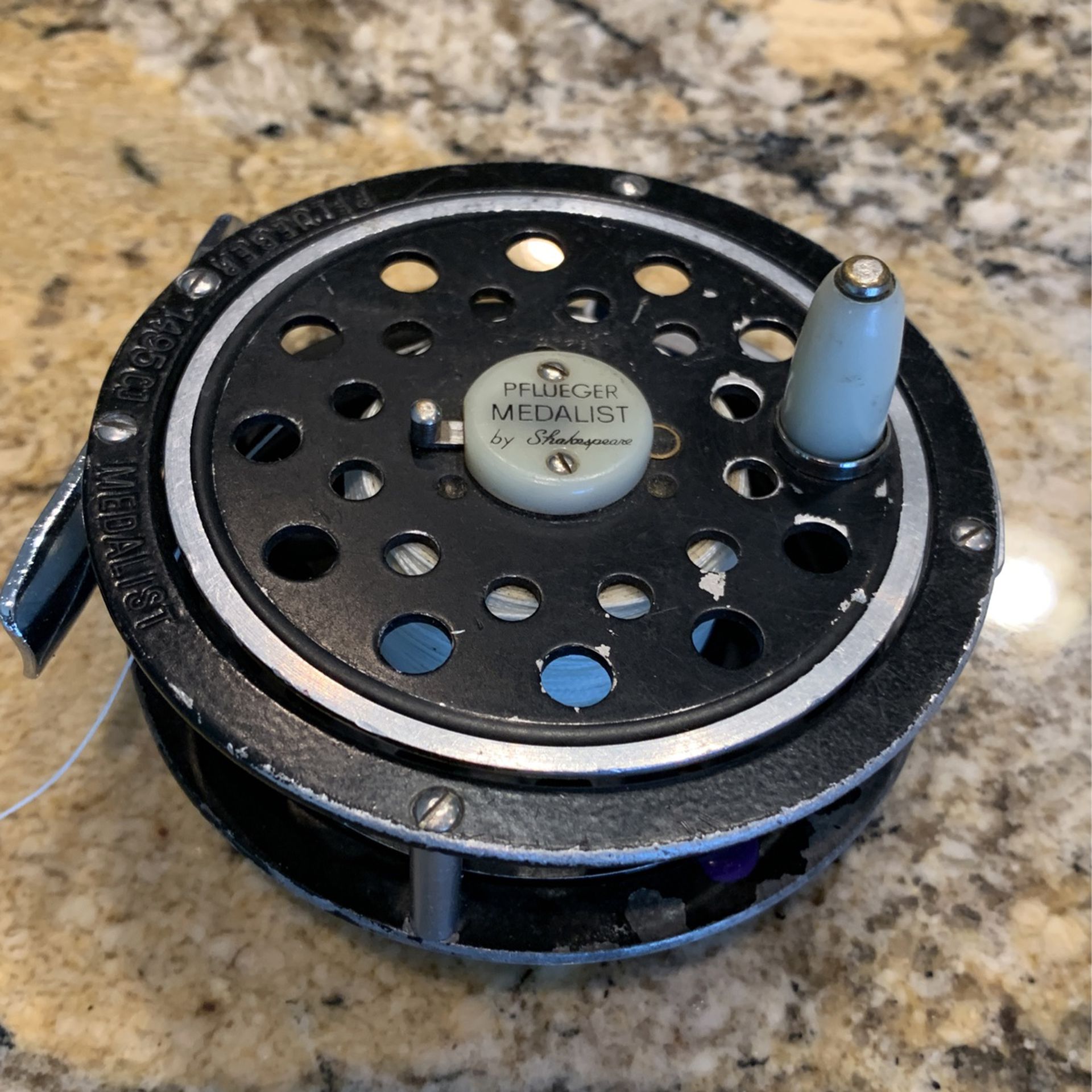 Vintage PFLUEGER Medalist 1495-1/2 Fly Reel made in USA for Sale in  Phoenix, AZ - OfferUp