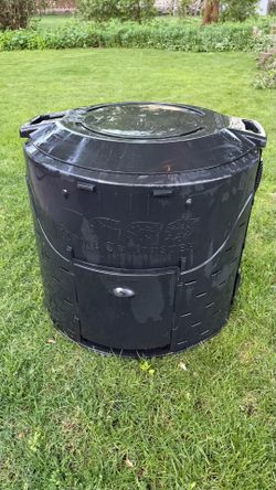 Large round compost bin