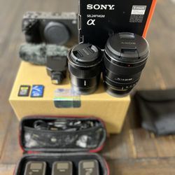 Sony Alpha ILME-FX3 Full Frame Camera Bundle 