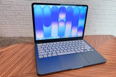 Apple MacBook  Laptop