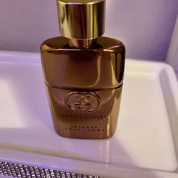 Woman’s  Gucci Guilty. Pour  Femme 1.0 oz