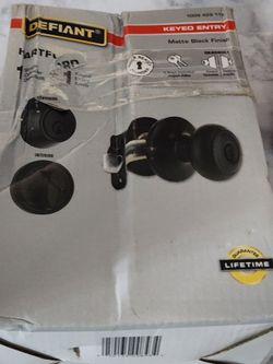 New bolt lock and door knob set Jonesboro area