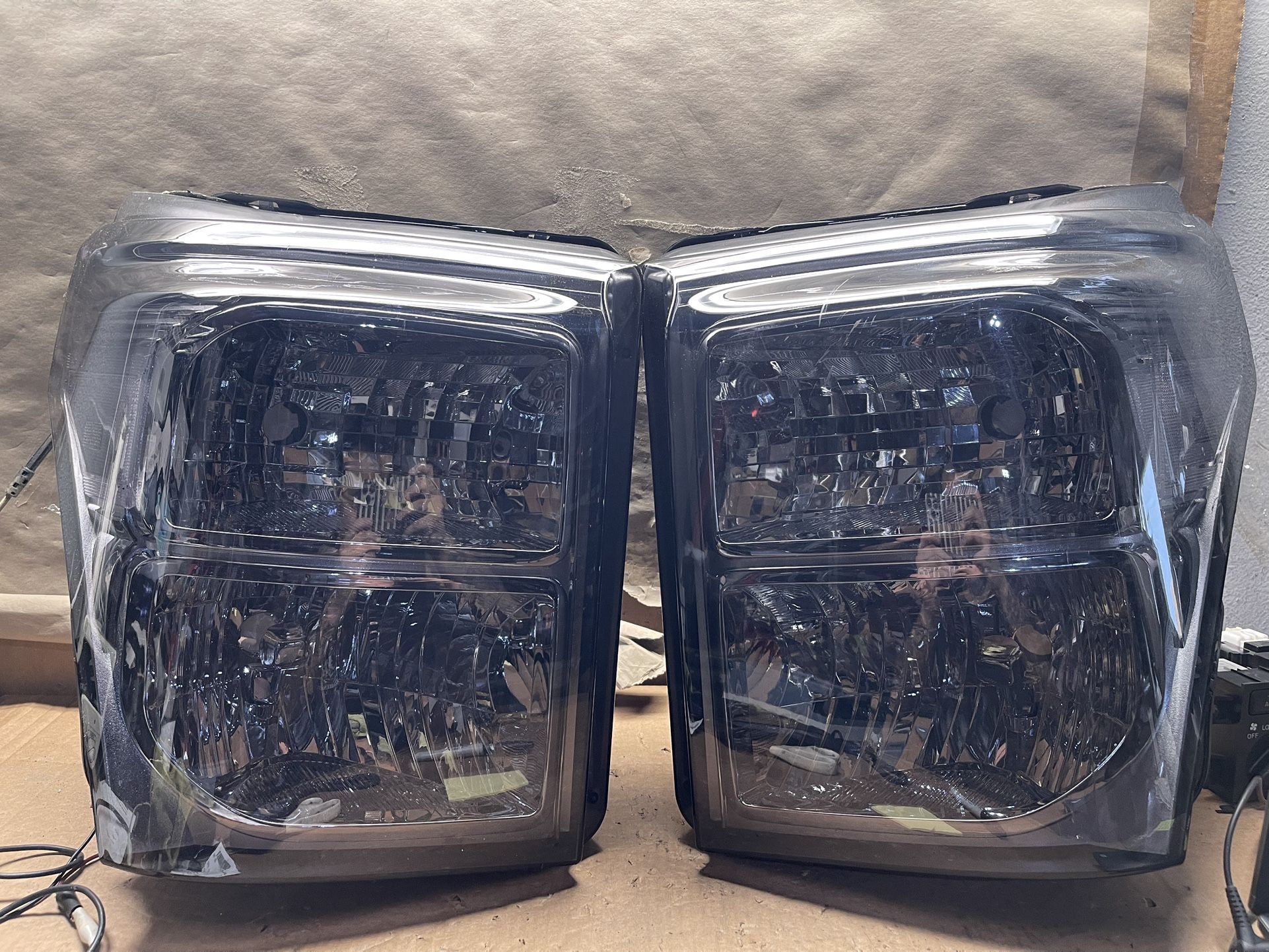 OH13 11-16 Ford F-250 Super Duty - Driver and Passenger Side Chrome Smoke Headlight Pair