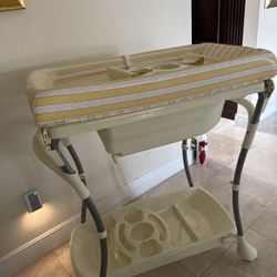 Changing Table With Bath