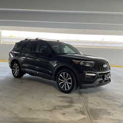 2020 Ford Explorer ST