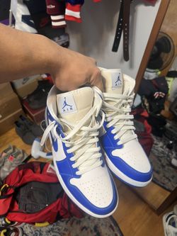 Jordan 1 Kentucky mid