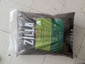 NEW Zilla Jungle Mix Reptile Substrate 24 Qt