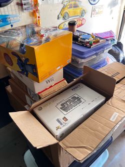 Nintendo Wii Star Wars Hot Toys Hot Wheels Pokemon cards Lego bricks  Plushies PLEASE READ THE DESCRIPTION