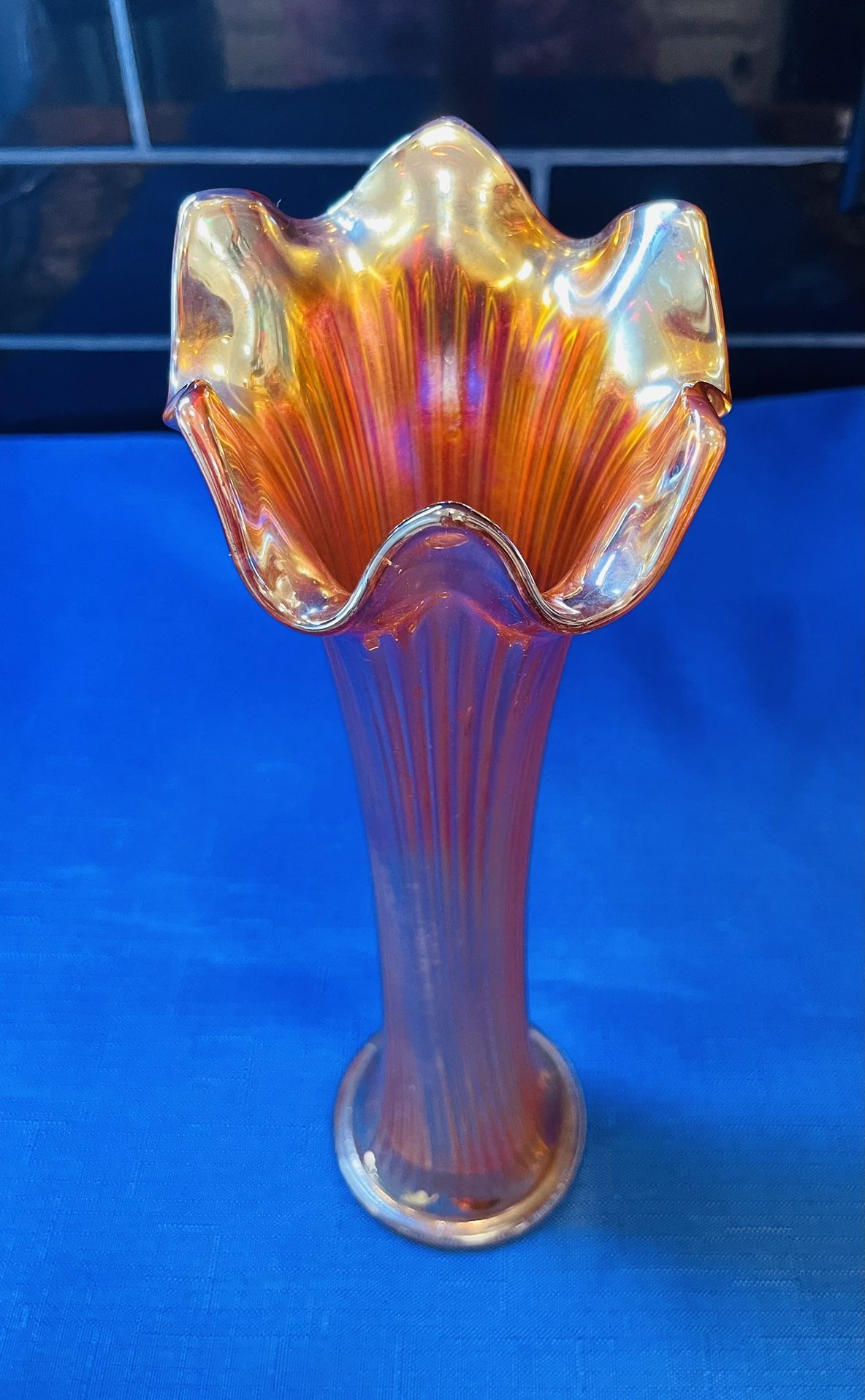 Stunning Antique Fenton Marigold Iridescent Swung Vase