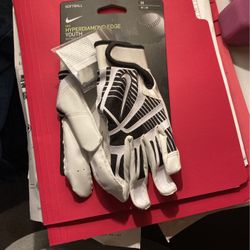 Nike Softball Batting Gloves Medium NWT 