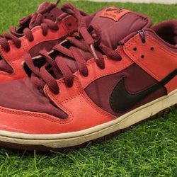 Nike Dunk SB Low Laser Crimson 