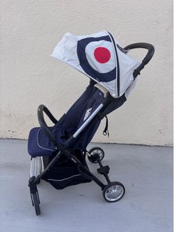 Compact stroller