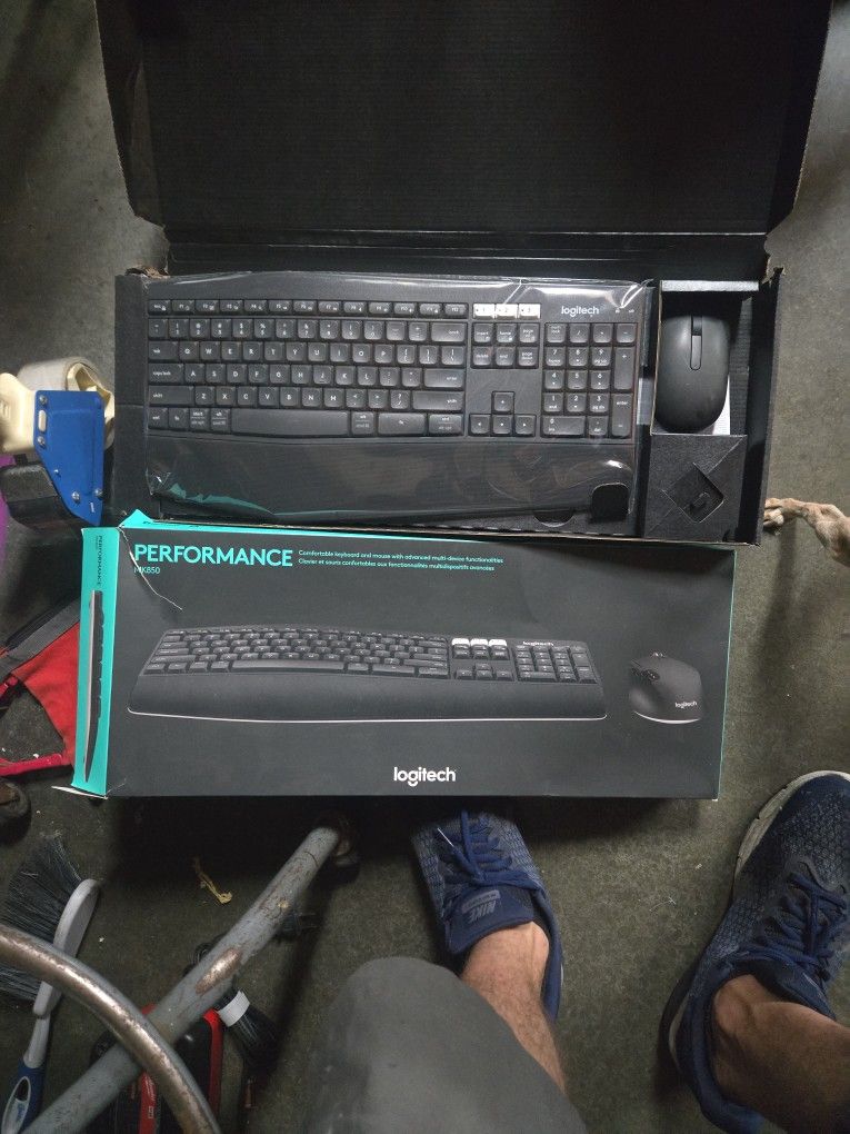 Logitech performance keyboard and mouse