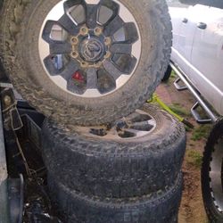 Dodge Power Wagon Wheels 17's 