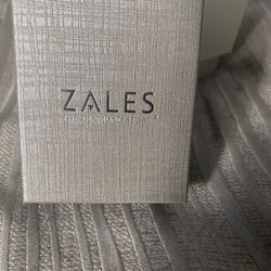 Zales Diamond Store 