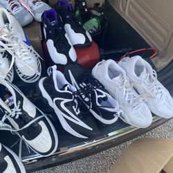 Nike Gym Shoes 