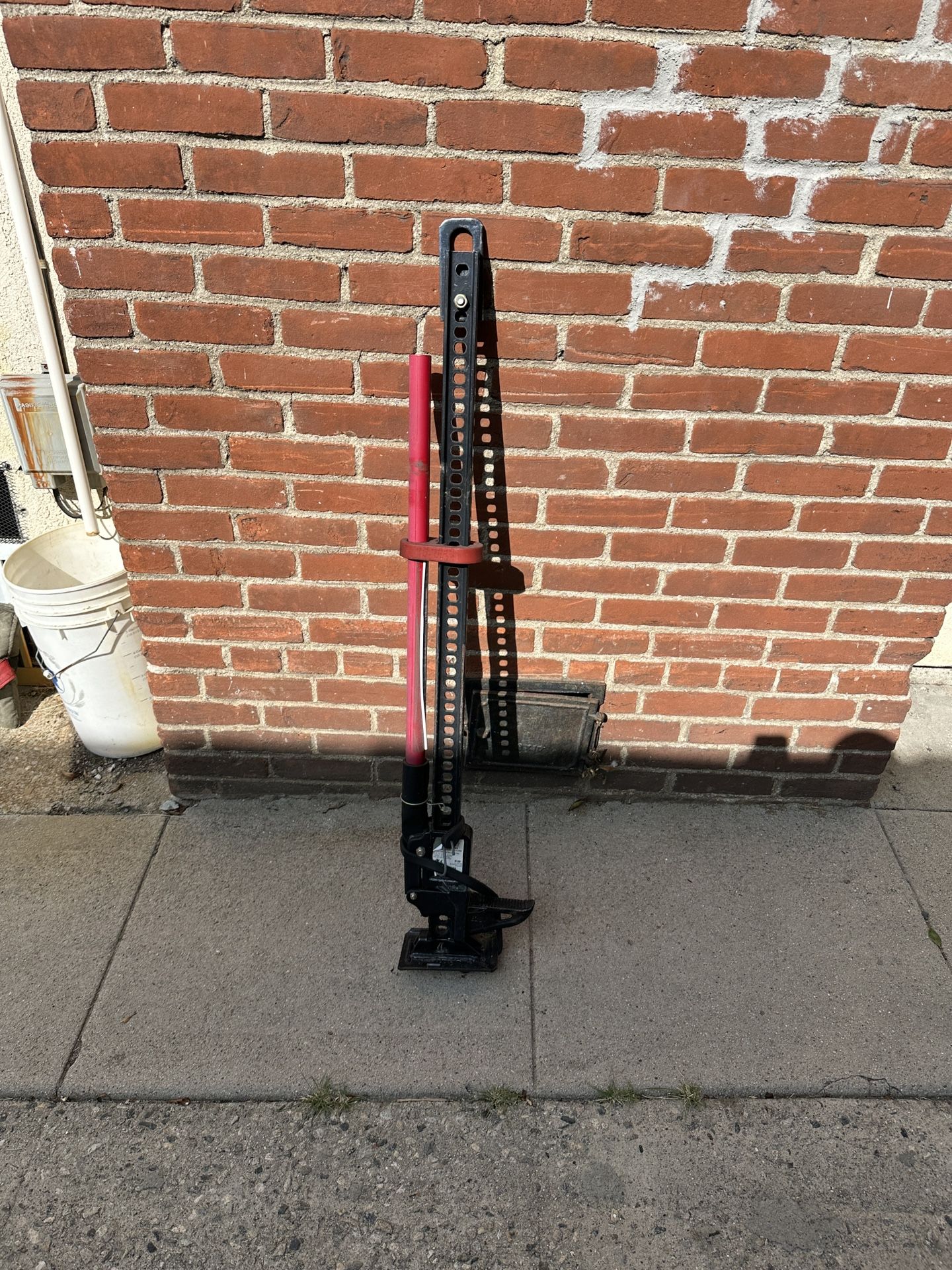 Hi Lift Jack Retails For $100 Selling For $50