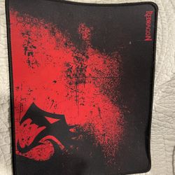 Redragon Keyboard/Mouse Pad 