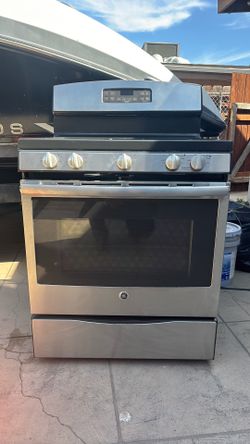 GE Stainless Steel Gas Stove