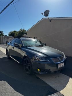Is250