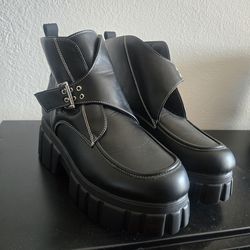 KOI Mandoras Ankle Boots—Black (Size 10 Womens)