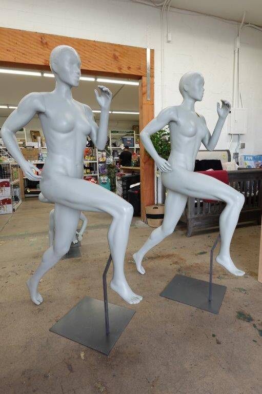Running Pose Female Full Body Mannequin in Gray