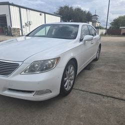 2010 Lexus LS 460