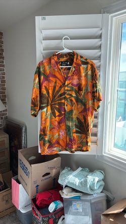 Jams World Men’s Hawaiian Shirt M$25