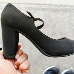 Brand New Black High Heel Dress Pumps Size 11