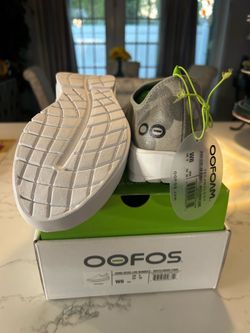 OOFOS slip ons camouflage size 8