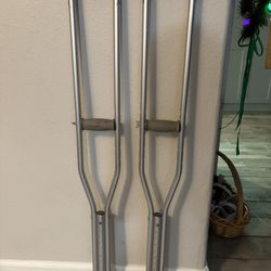 Kid’s Crutches