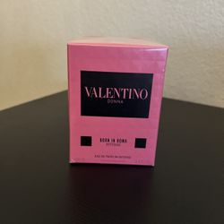 Valentino Born In Roma Intense Cologne 