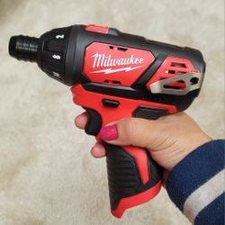 M12 12V Lithium-Ion Cordless 1/4 in. Hex Screwdriver (Tool-Only)