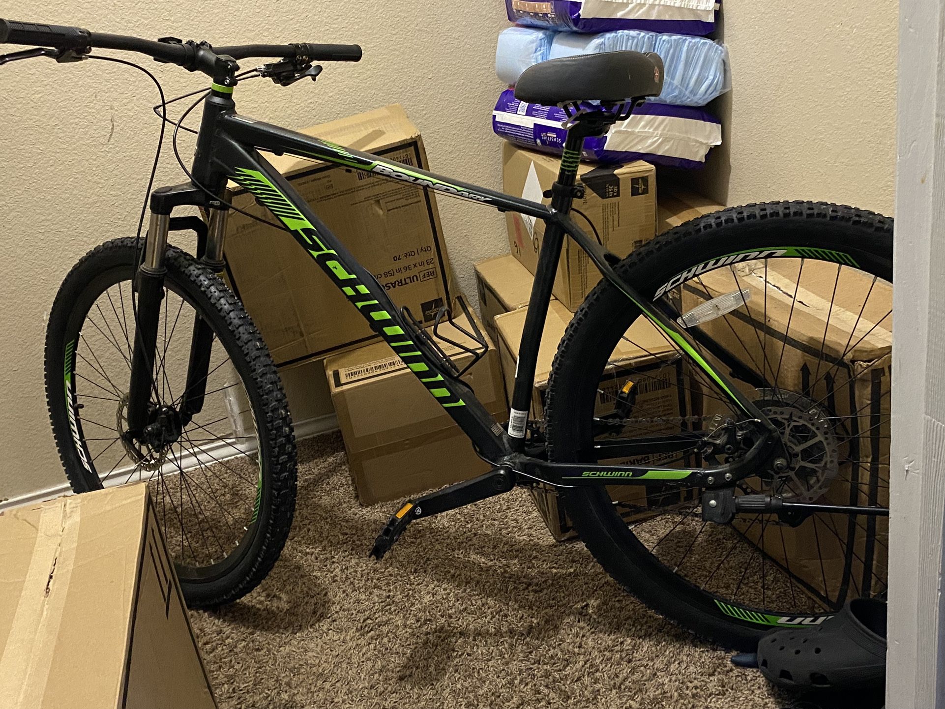 29 Inch Schwinn Adult Bike Schwinn Axum DP 29 Inch Mens Mountain