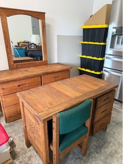Solid wood (kids) desk combo w dresser/mirror