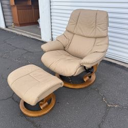 Ekornes Stressless Vegas Recliner and Ottoman, Copenhagen