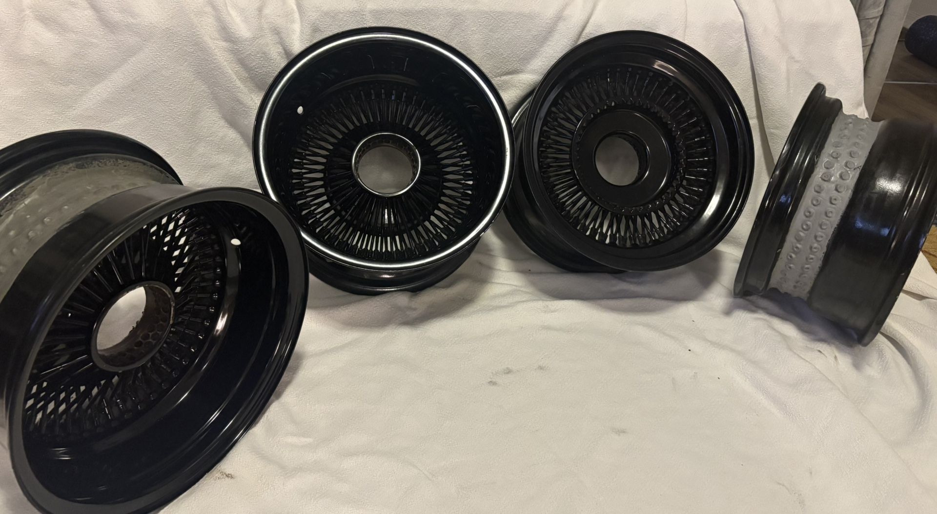 13x7 100 Spoke Mirror Black