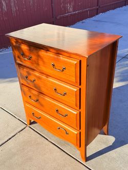 4-Drawer Wood Dresser