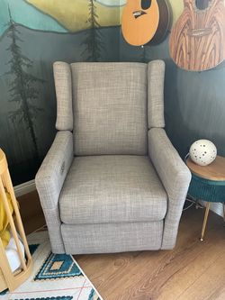 Nursery Glider Rocking Chair