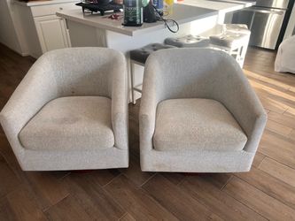 Swivel Seats