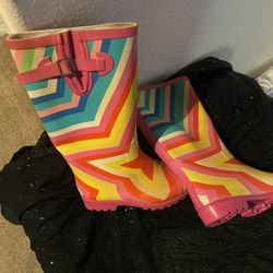 Rain Boots Size 6 