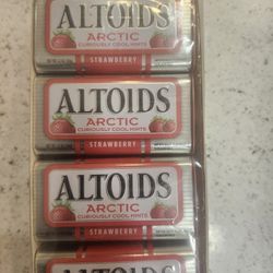 Altoid Arctic Strawberry Mints