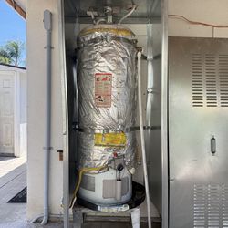 Working Standard Water Heater (need gone today)