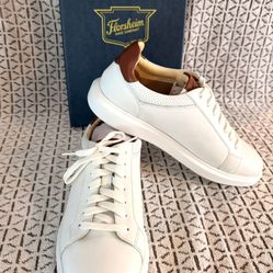 NEW FLORSHEIM WHITE SIZE 81/2 SHOES **$40