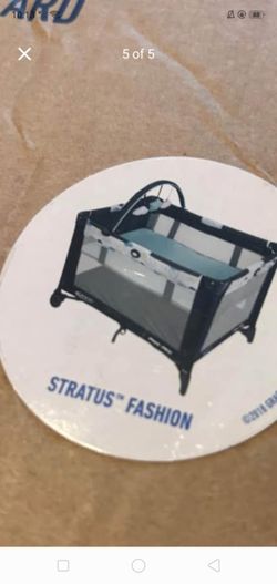 Pack N Play With Infant Topper 